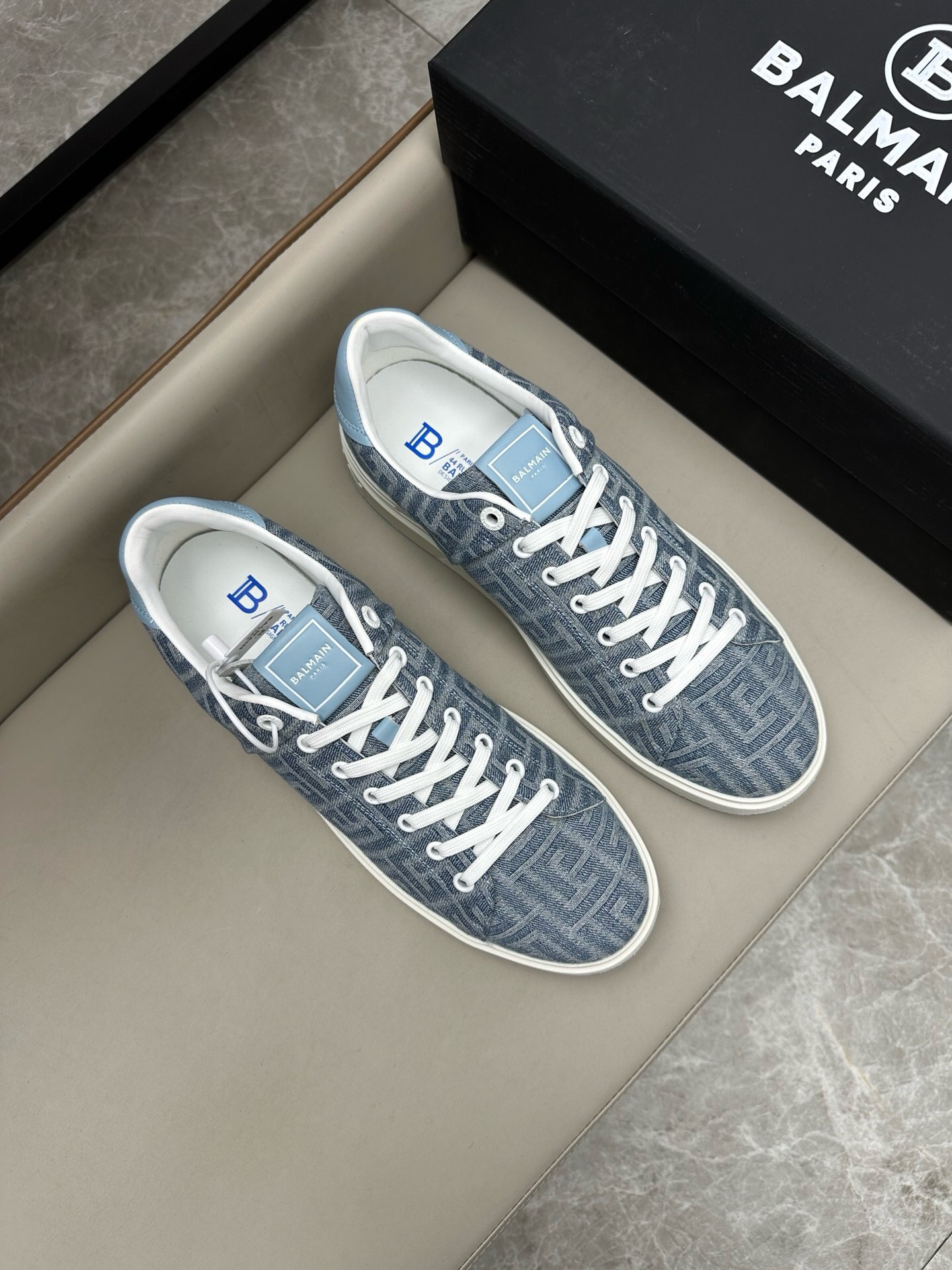 NO:217166,Brand BALMAIN Color Original Color Number 39-44 Customized 38.45.46 Price Material Balmain Men's Casual Shoes Original single-quality luxury material upper is imported soft cowhide comfortable breathable cowhide inner cowhide footbed. Handmade to create only for comfortable wearing experience original film outsole, Balmain, balmain, balmain, cowhide19860909品牌BALMAIN 颜色 原版配色 码数39-44定做38.45.46 价格 材质巴尔曼男士 休闲鞋 原单品质奢华选材鞋面采用进口柔软牛皮舒适透气牛皮内里牛皮垫脚 手工打造只为舒适的穿着体验原版开膜大底,巴尔曼,balmain,balmain,cowhide,Men's shoes