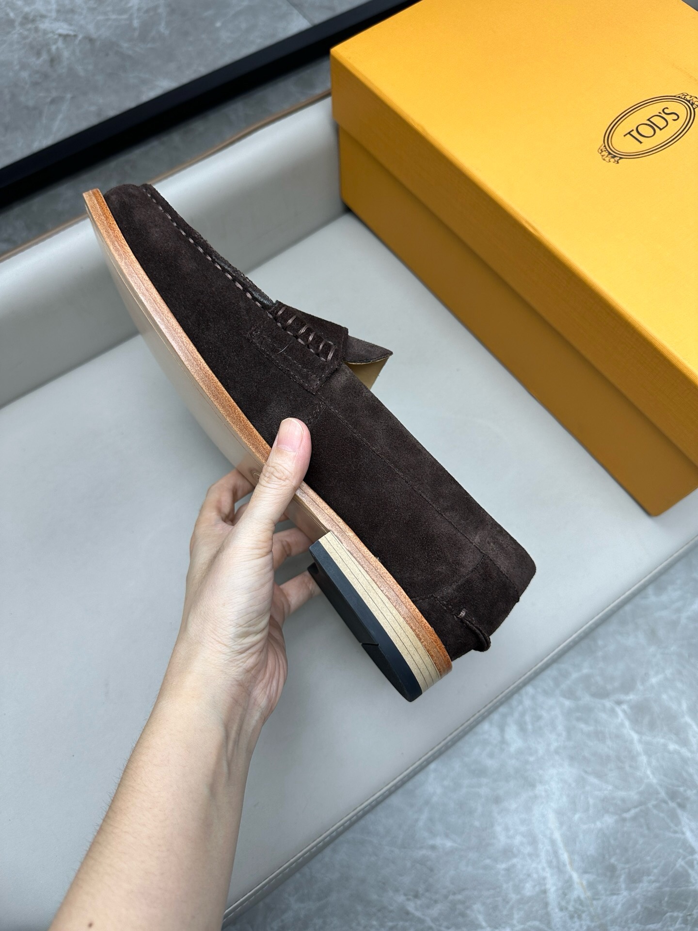 品牌:TOD'S 8