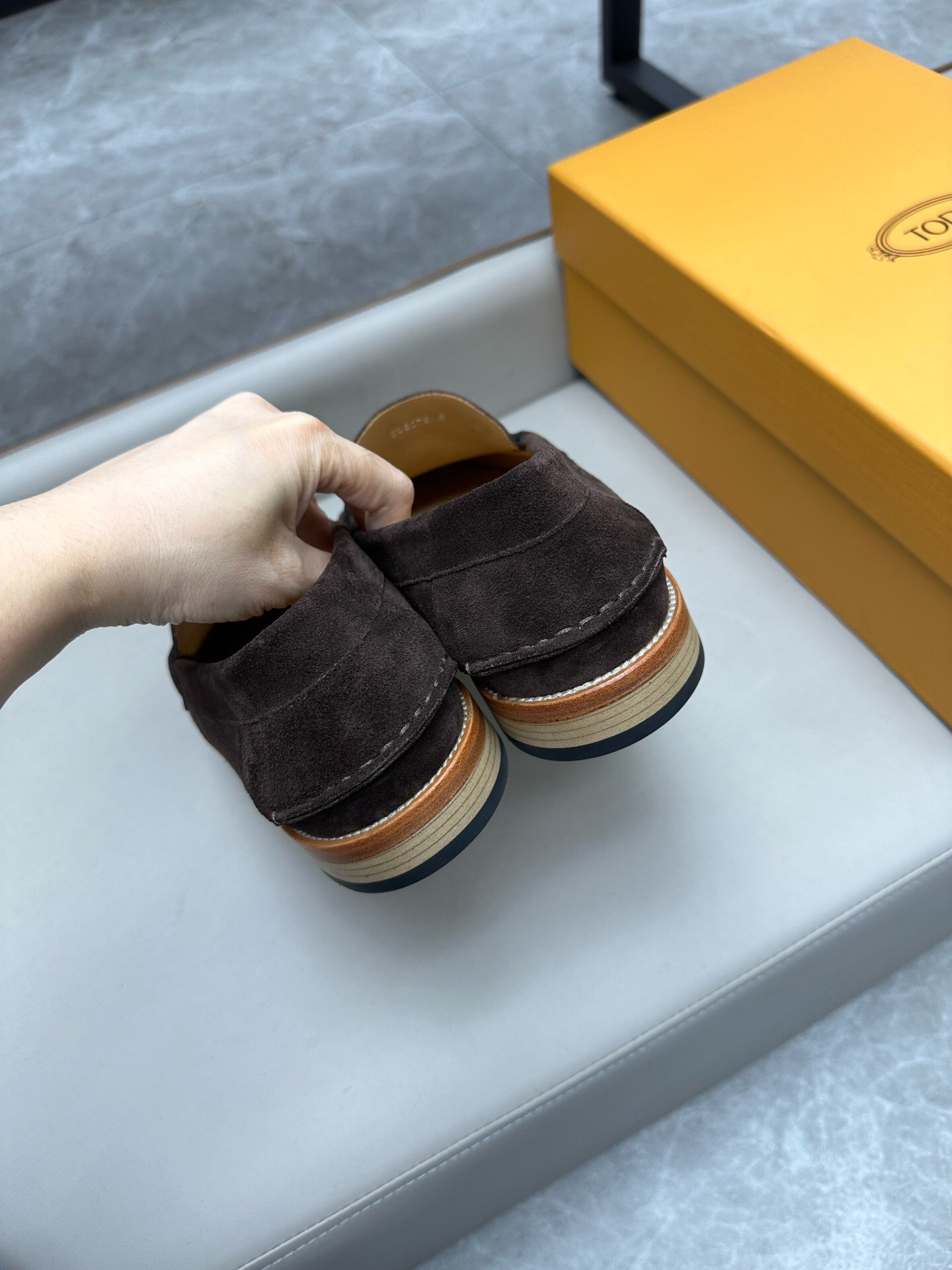 品牌:TOD'S 5