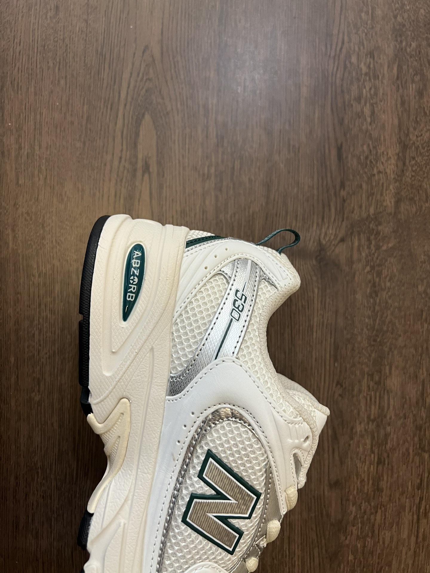 💰320
NEW BALANCE 新百伦530运动休闲鞋 新款男女情侣鞋！
Size：36  36.5 37 37.5  38 38.5 39.5 40 40.5 41.5 42 42.5 43 44 44.5 45！