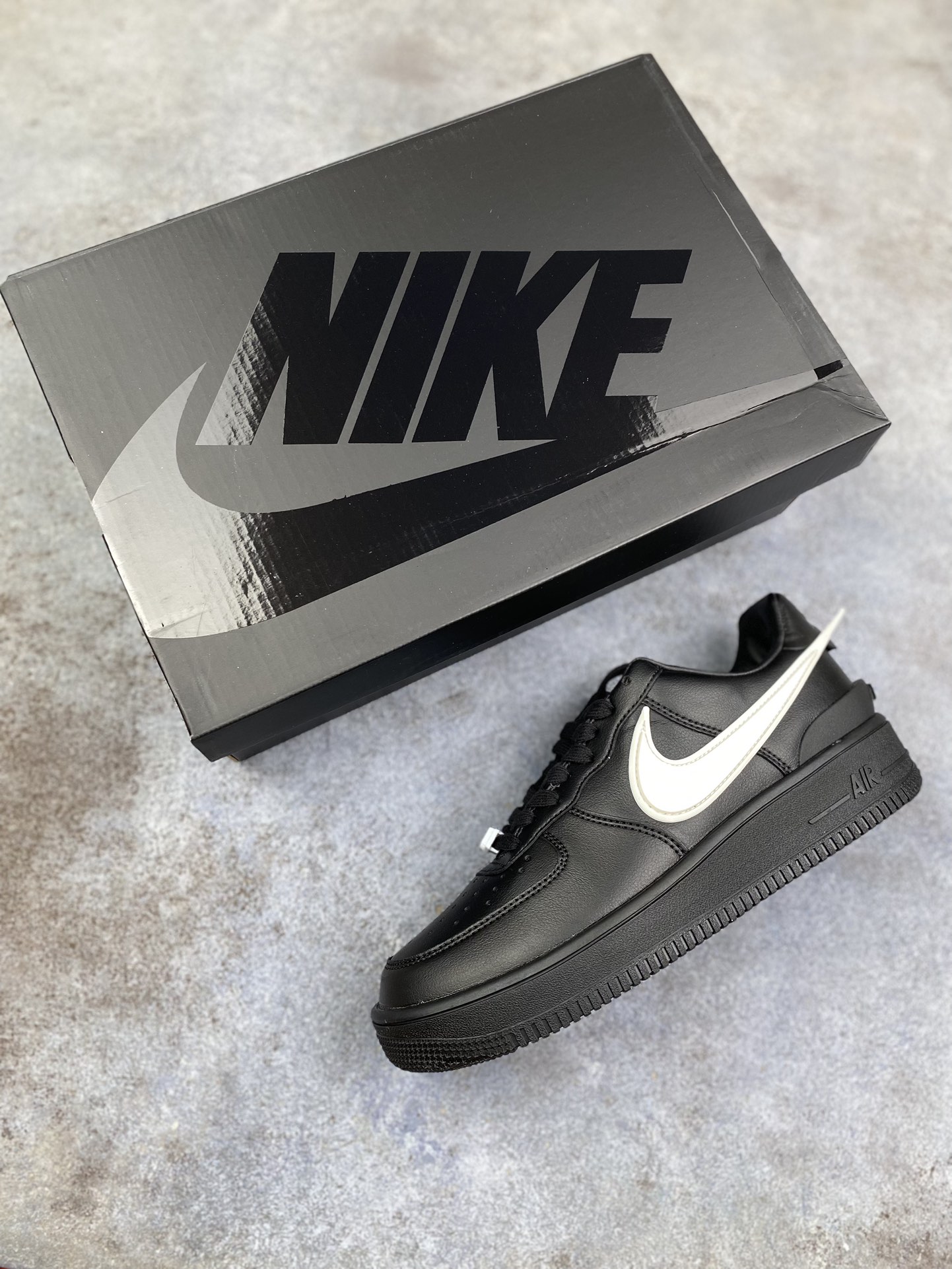 福利特价AMBUSHxNikeAirForce1六色纯原顶级头拼免修36/45工厂血亏全部套现