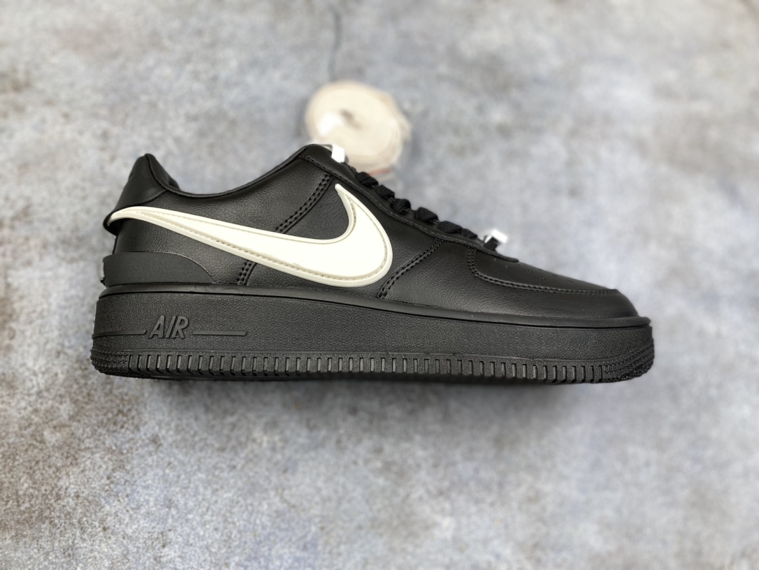 福利特价AMBUSHxNikeAirForce1六色纯原顶级头拼免修36/45工厂血亏全部套现