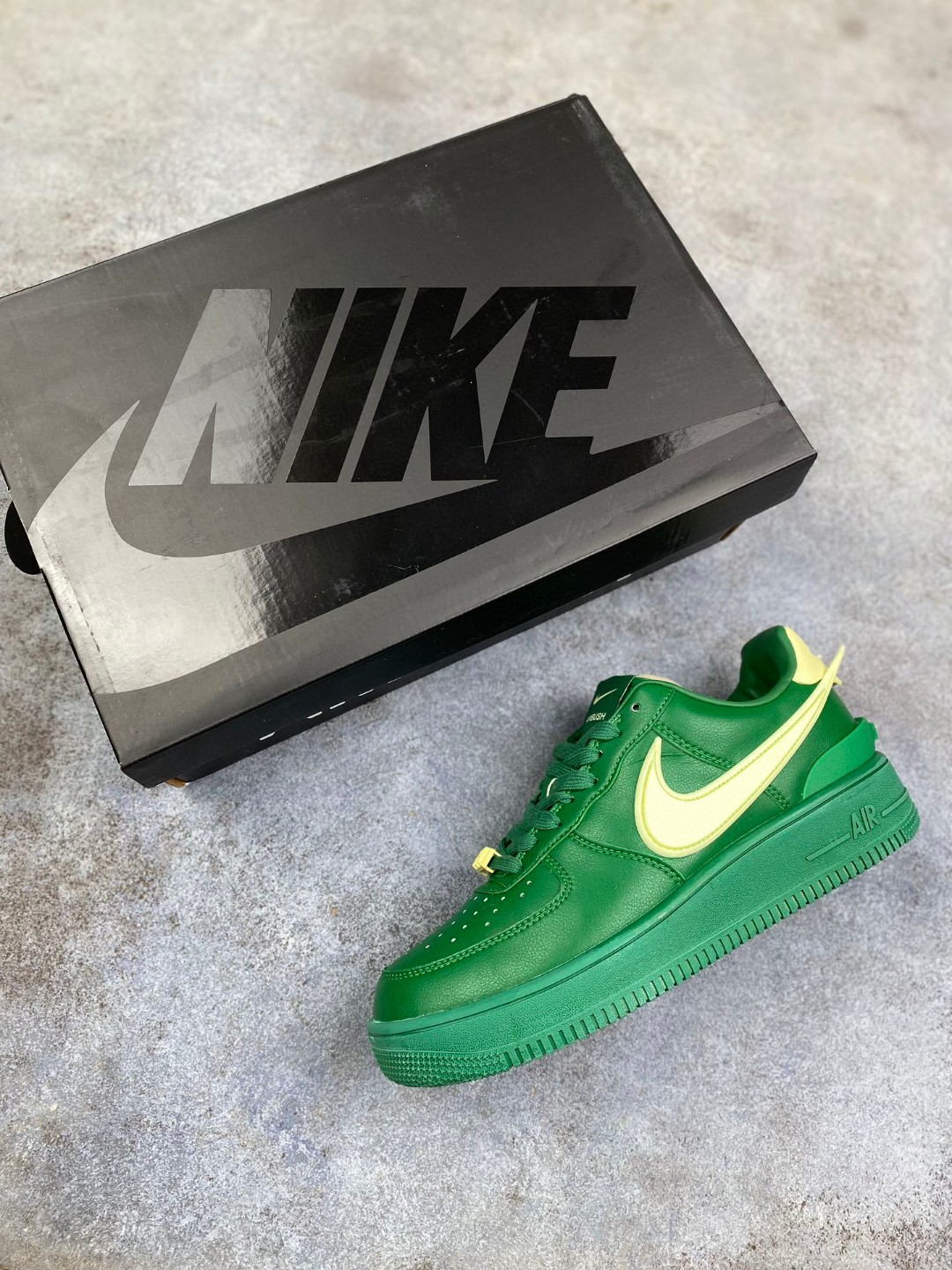 福利特价AMBUSHxNikeAirForce1六色纯原顶级头拼免修36/45工厂血亏全部套现