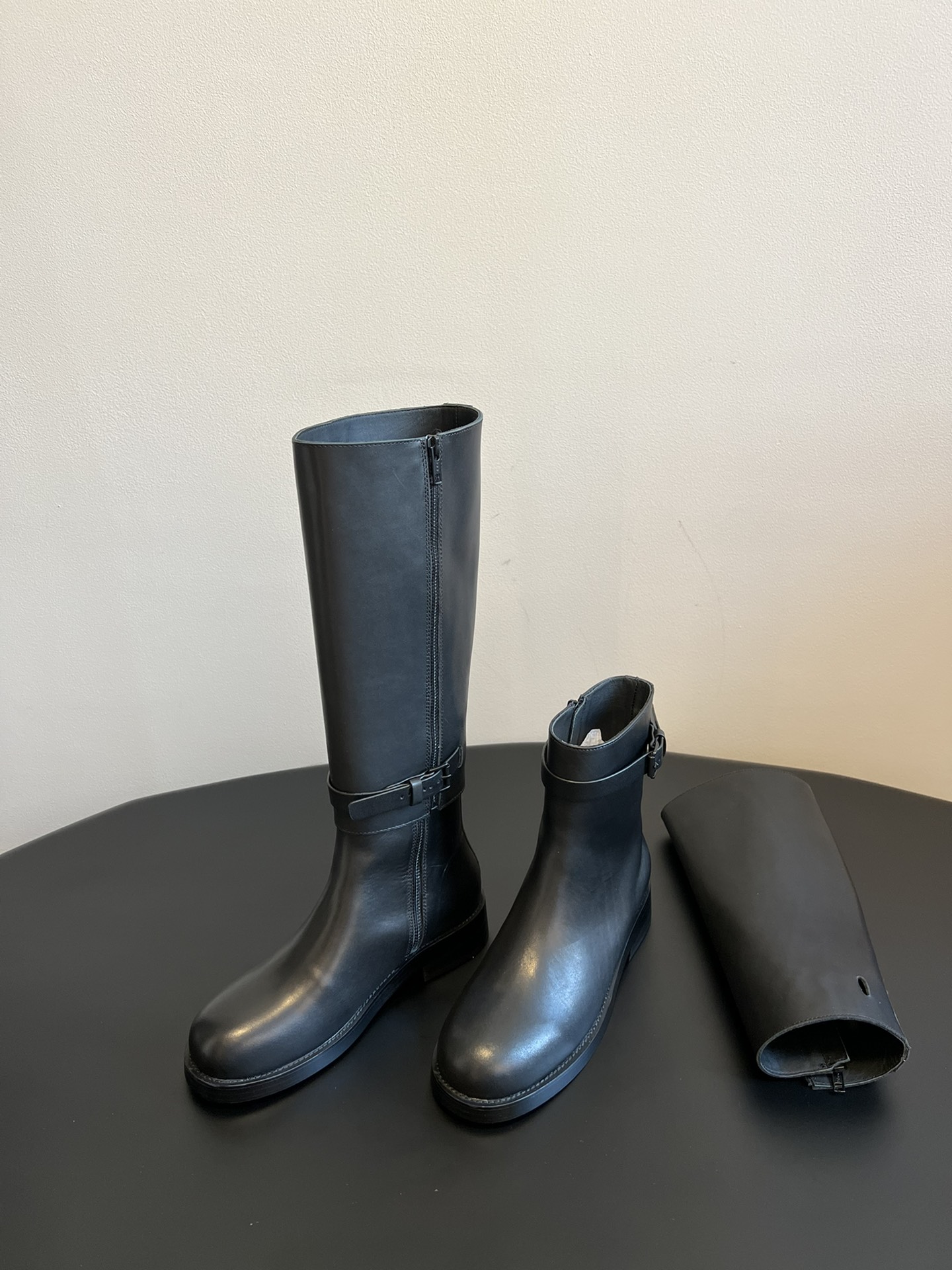 ANNDEMEULEMEESTE* 两穿可拆卸分解长靴长靴 短靴，一鞋2穿！太棒了！Ann的长靴基本是每