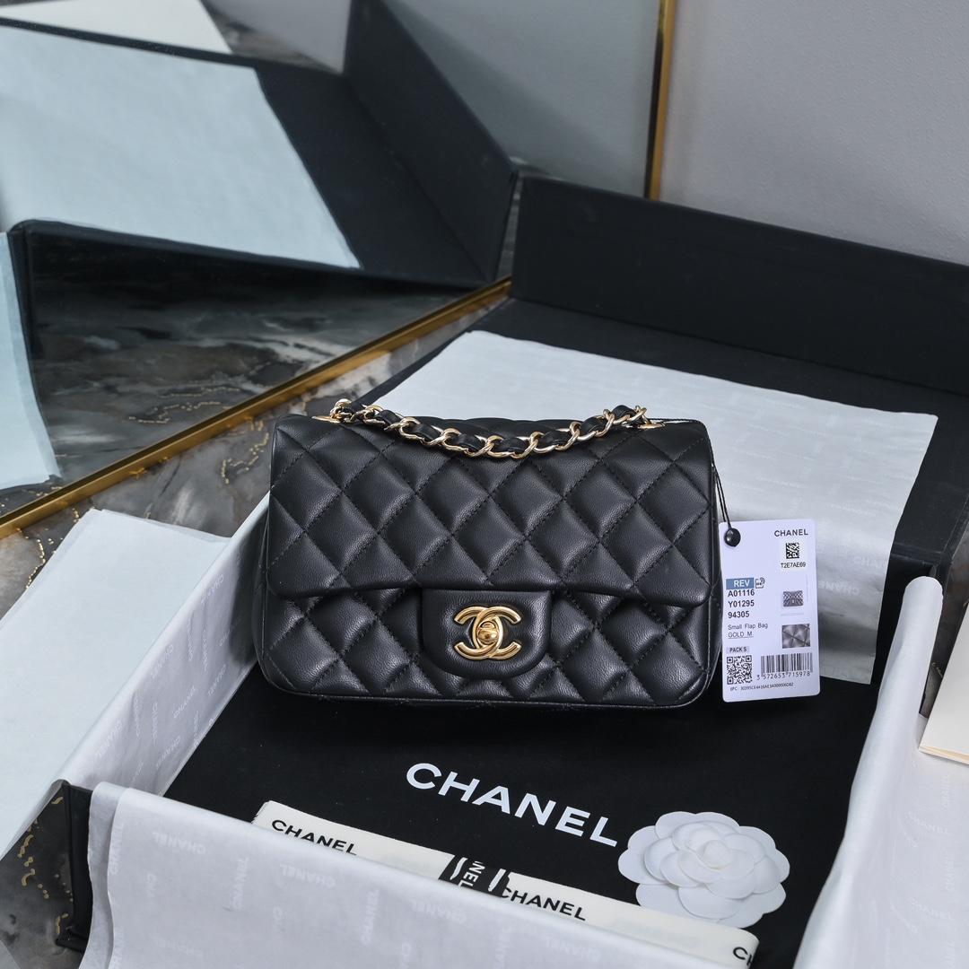 Chanel Classic Flap Bag Sacs À Bandoulière & À Épaule Noir Peau de mouton Vintage La chaîne