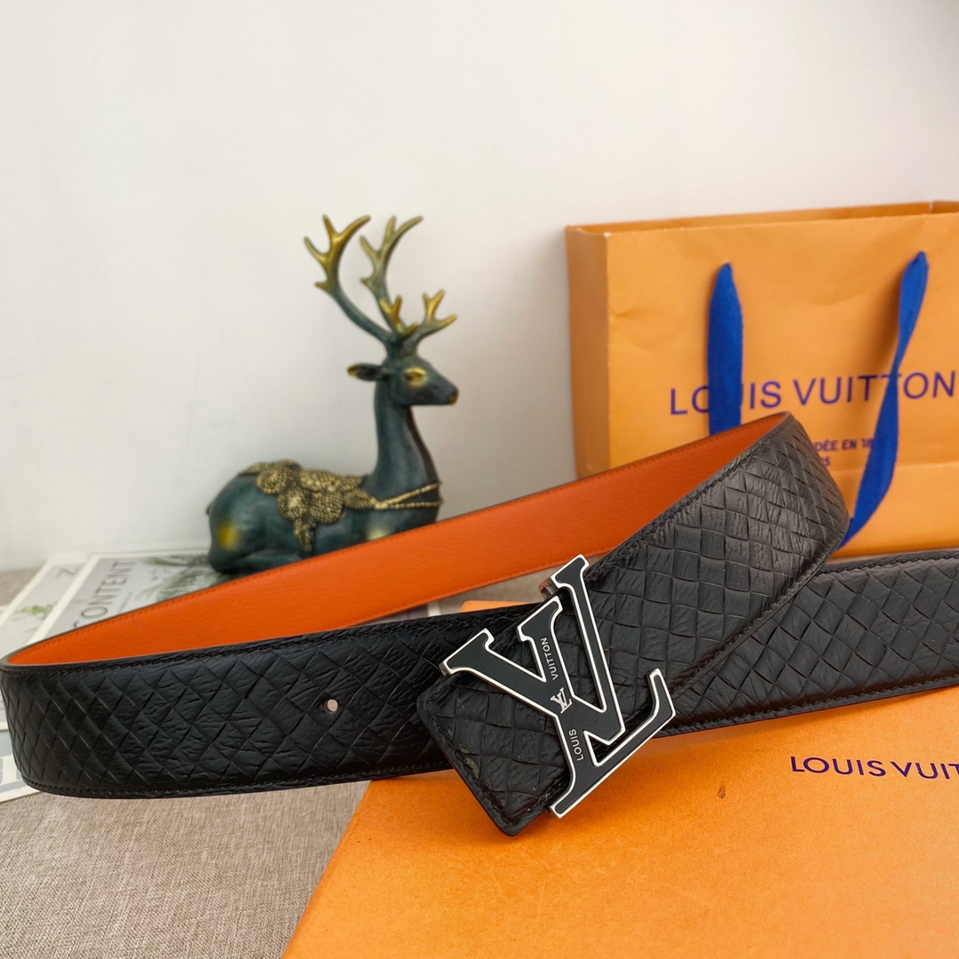 LV💕 特种皮腰带系列 ，原厂五金精品不锈钢扣，手感柔软舒适 宽3.8CM。