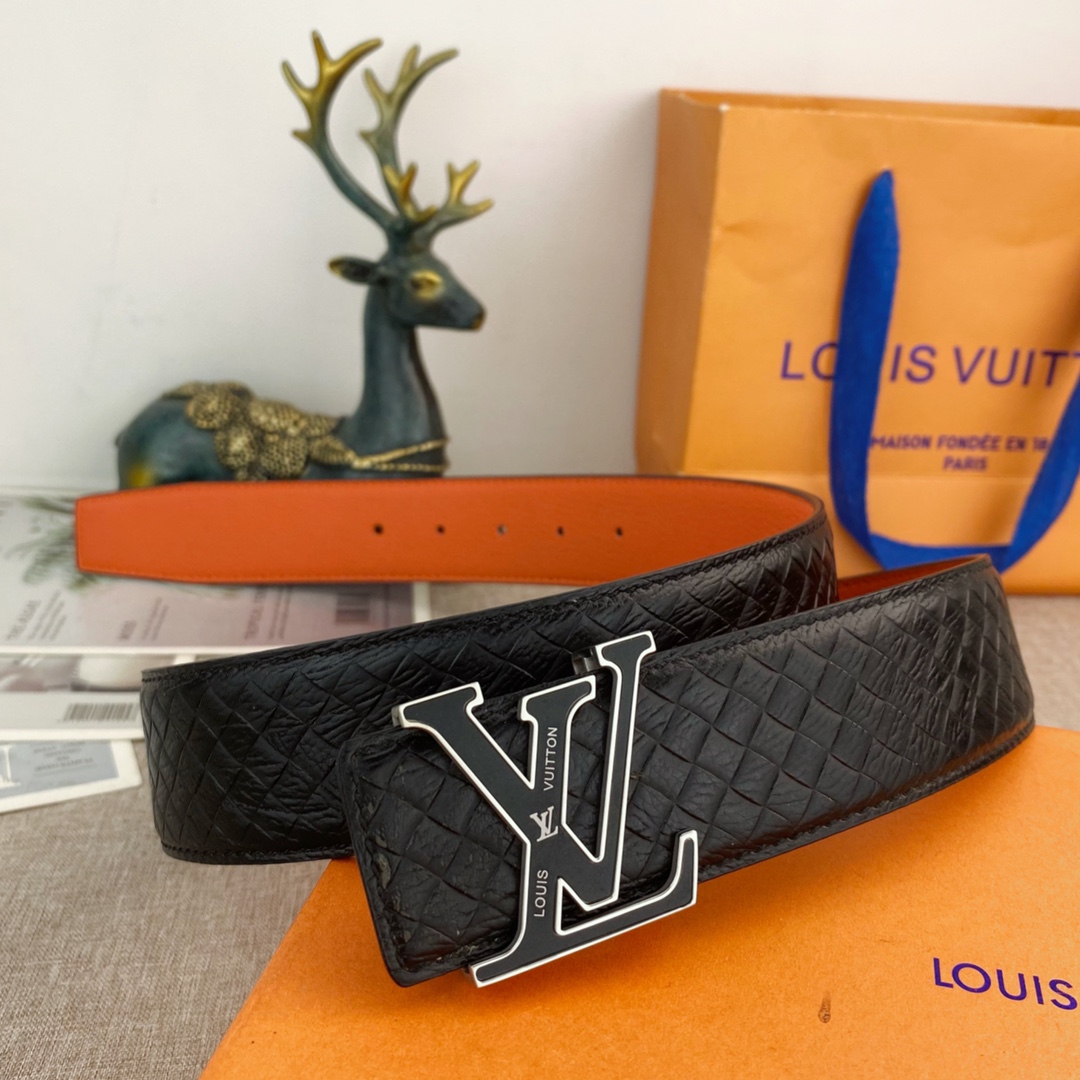 LV💕 特种皮腰带系列 ，原厂五金精品不锈钢扣，手感柔软舒适 宽3.8CM。