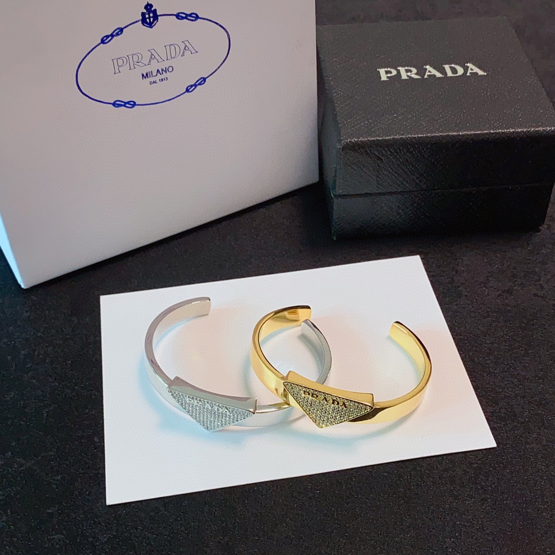 Luxurious Prada Zirada Triangle: High-End Diamond-Drilling Bling Blings with Fine Craft - 图片 8