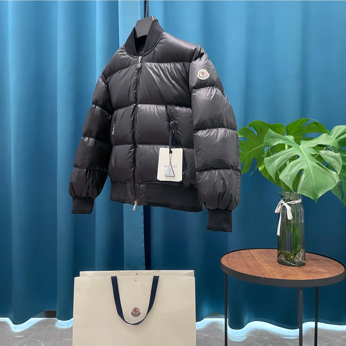 Moncler️蒙口羽皇Merlat女士飞行员夹克羽绒服女款加厚饱满可抗寒-35羽绒服市面上版本太多品质