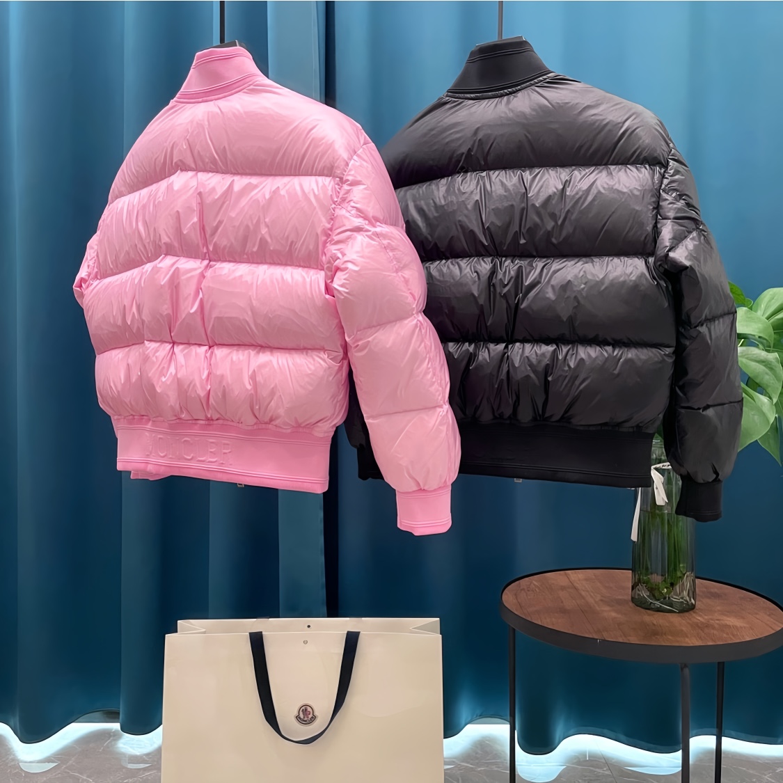 Moncler️蒙口羽皇Merlat女士飞行员夹克羽绒服女款加厚饱满可抗寒-35羽绒服市面上版本太多品质