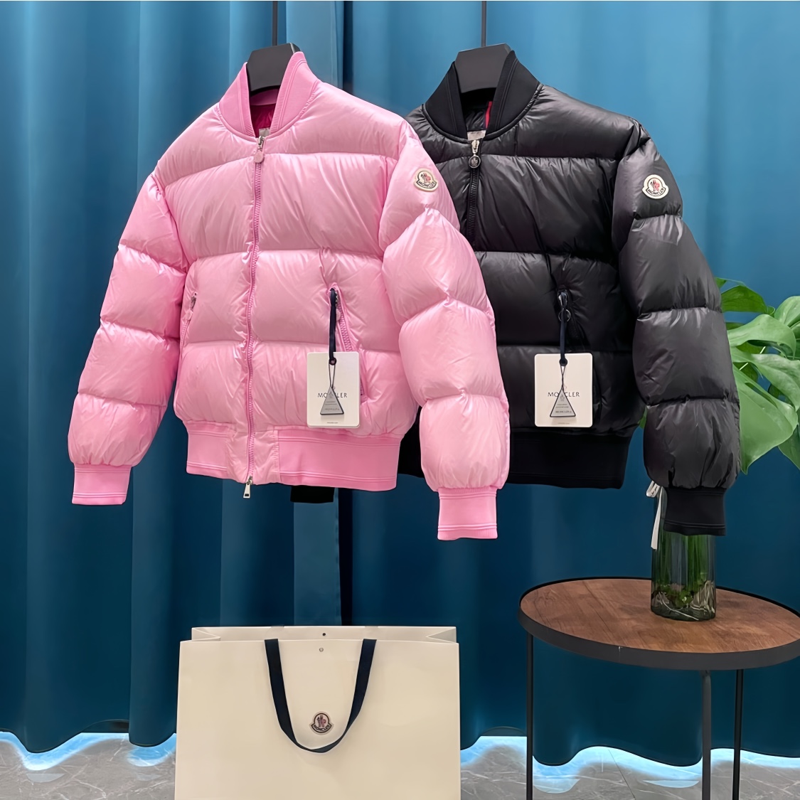 Moncler️蒙口羽皇Merlat女士飞行员夹克羽绒服女款加厚饱满可抗寒-35羽绒服市面上版本太多品质