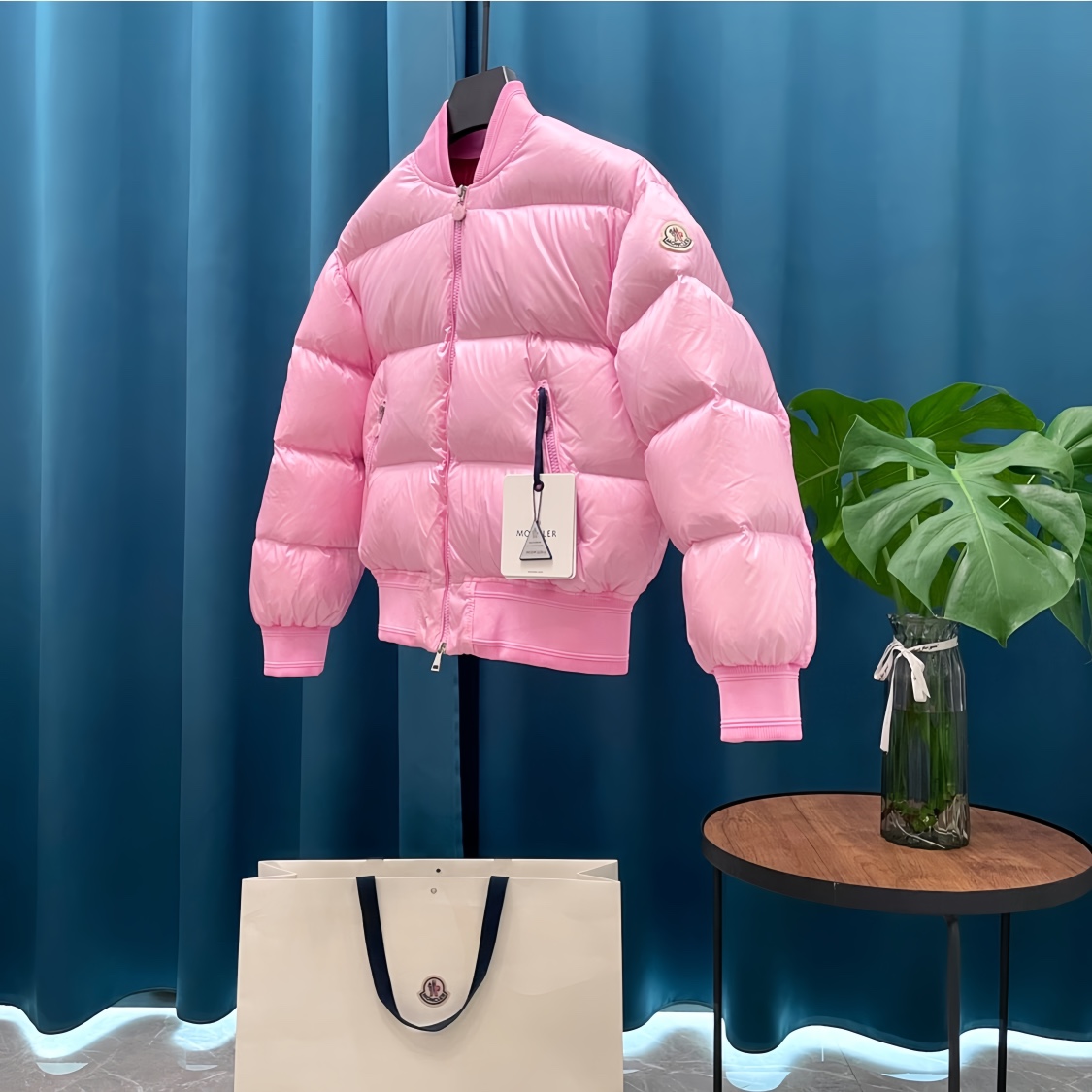 Moncler️蒙口羽皇Merlat女士飞行员夹克羽绒服女款加厚饱满可抗寒-35羽绒服市面上版本太多品质