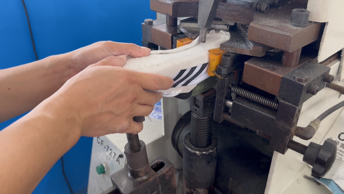 Adidas Originals SL 72 RS Retro Sneakers - Durable & Stylish