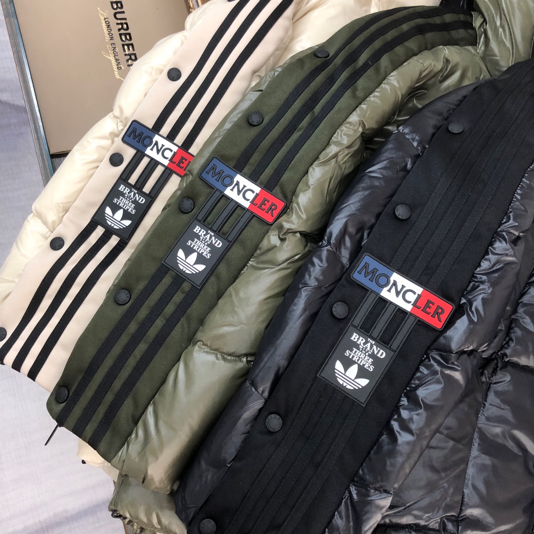 MonclerxAdidas三叶草联名合作款秋冬新款羽绒服两大品牌强强联手推出突破性的“探索者艺术”系列