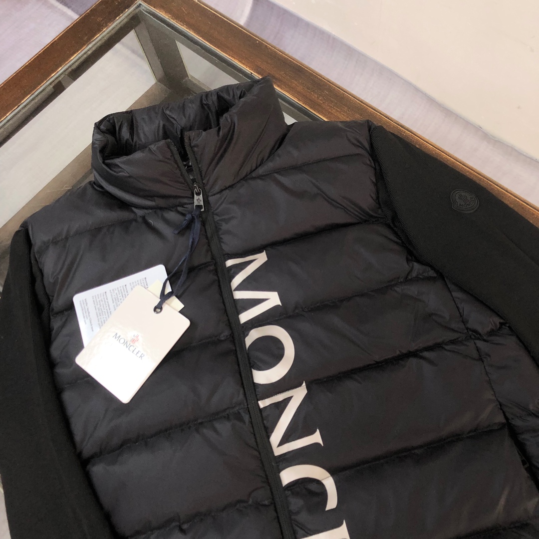 Moncler/蒙口2024秋冬最新男装高领绗缝羽绒针织拼接镇店牛货论版型设计以及用料都属于巅峰之作的蒙