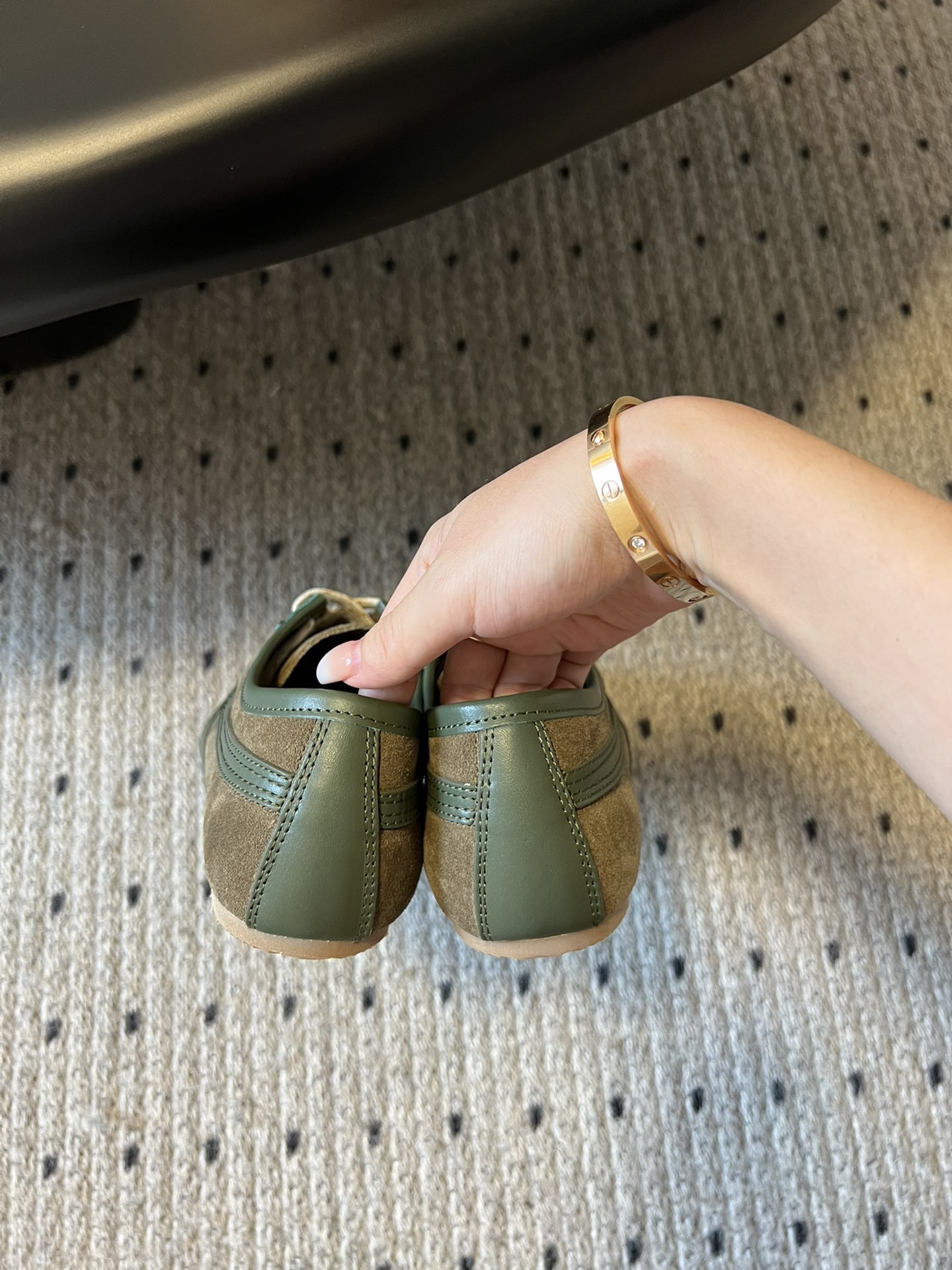 代购级小众 Dries Van Noten·DVN 复古德训鞋
dvn的德训鞋也太美了吧 drie