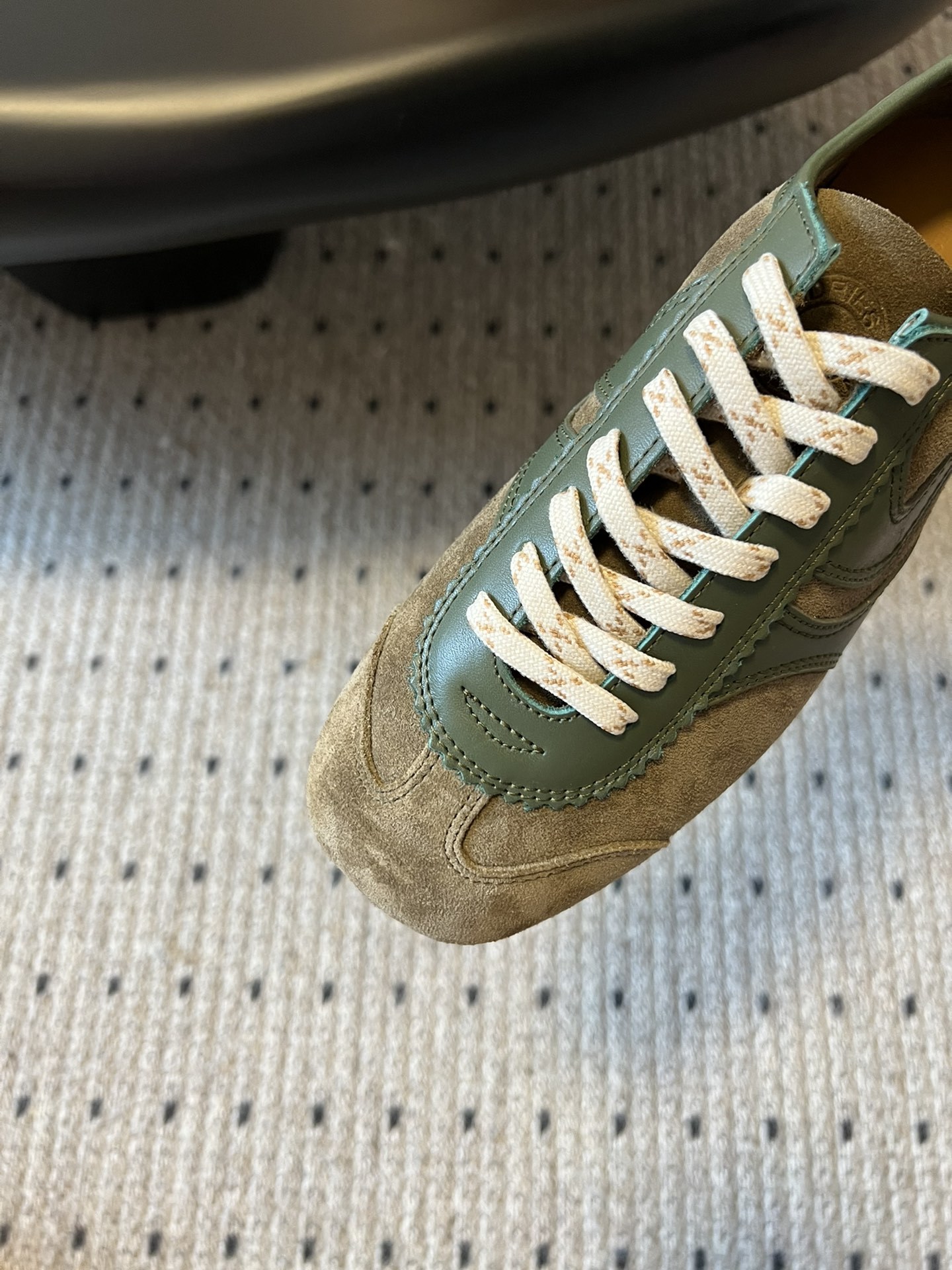 代购级小众 Dries Van Noten·DVN 复古德训鞋
dvn的德训鞋也太美了吧 drie