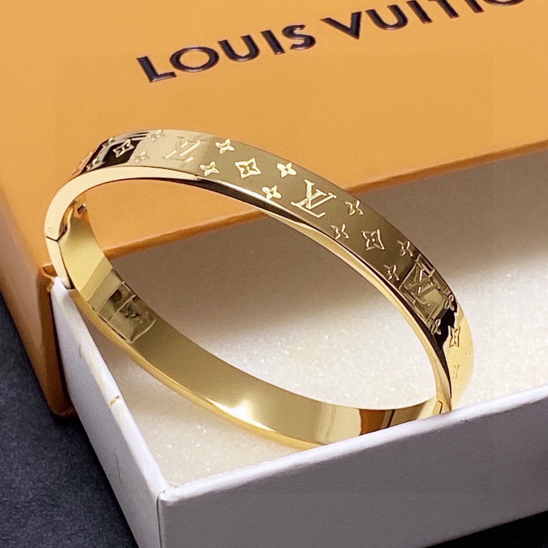 Louis Vuitton Bracelet - Comprehensive