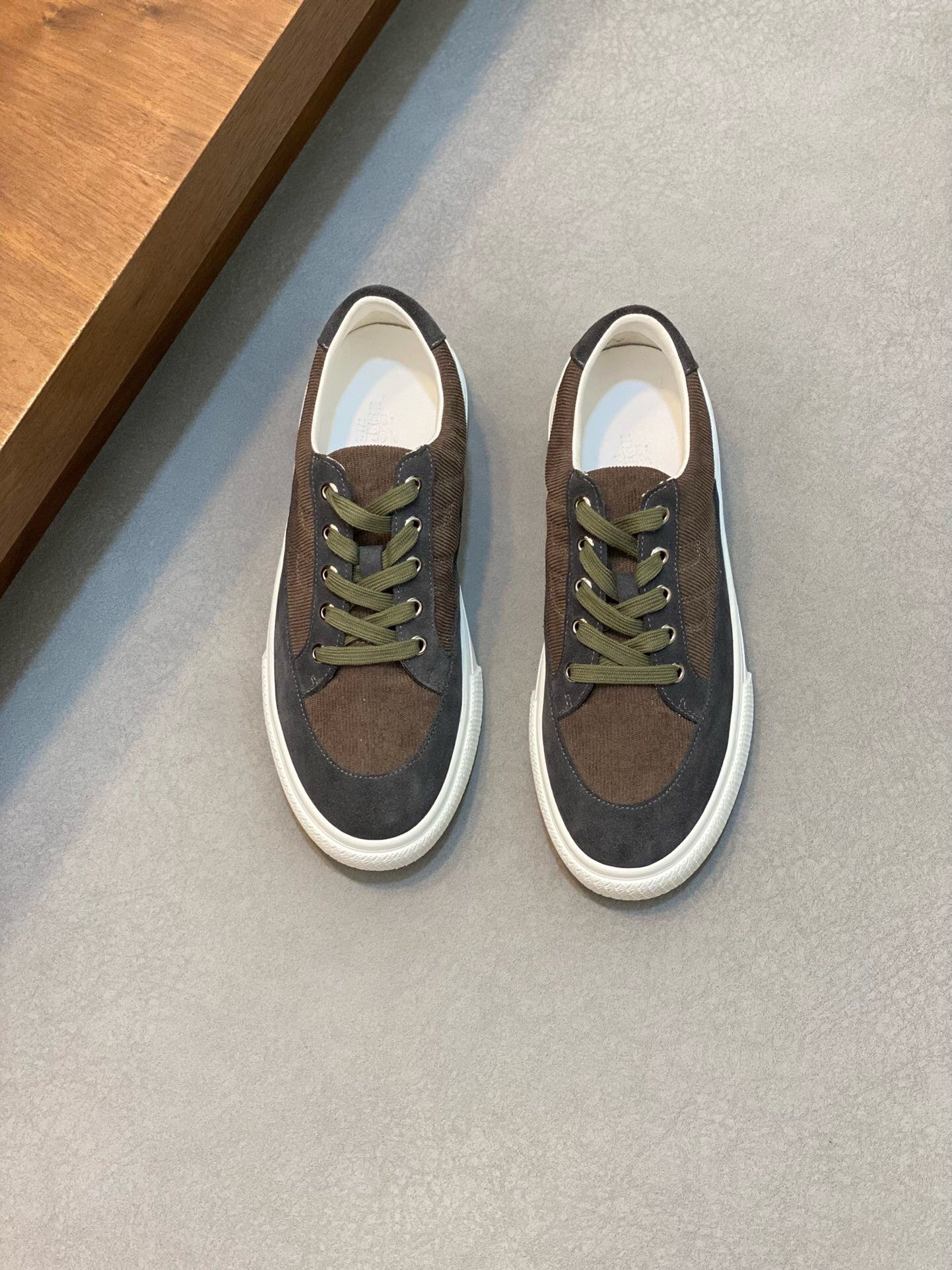 NO:219007,Brand HERMES original color matching, size 39-44 customized 38.45 price, material, new style of Hermes, boutique, casual shoes, upper cowhide, full cowhide, footbed cowhide, inner style, dynamic original, Hermes comfortable sole, simple and generous sports and leisure, Hermes casual shoes, hermes, hermes, cowhide19860909品牌HERMES 颜色原版配色 码数39-44定做38.45 价格 材质爱马仕新款 精品 休闲鞋 鞋面牛皮打造全牛皮垫脚牛皮内里版型时尚 动感十足原版 爱马仕舒适大底 简洁大方运动休闲,爱马仕 休闲鞋,hermes,hermes,cowhide,Men's shoes