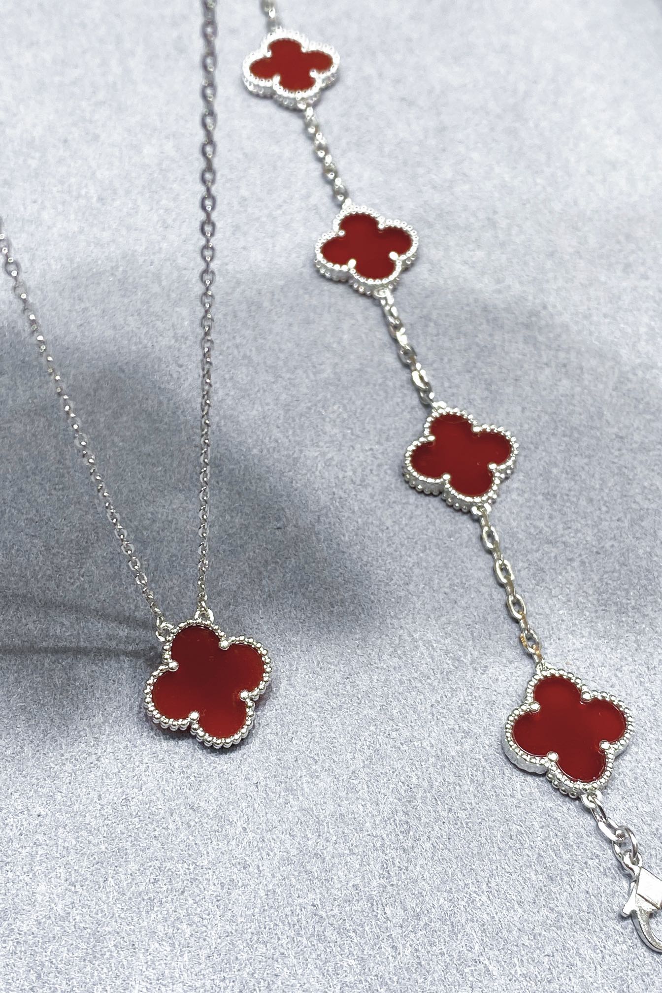 Van Cleef & Arpels 高版本vca红玛瑙白金色系列