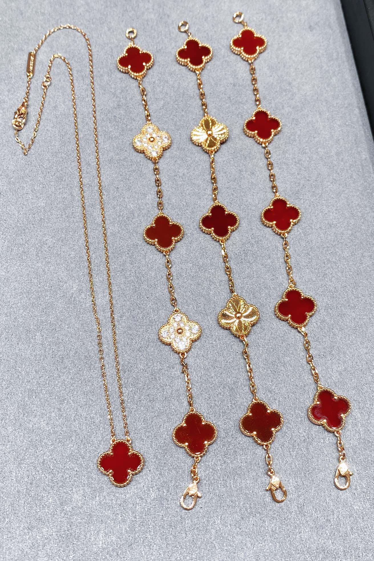Van Cleef & Arpels 高版本vca红玉髓玫瑰金色系列