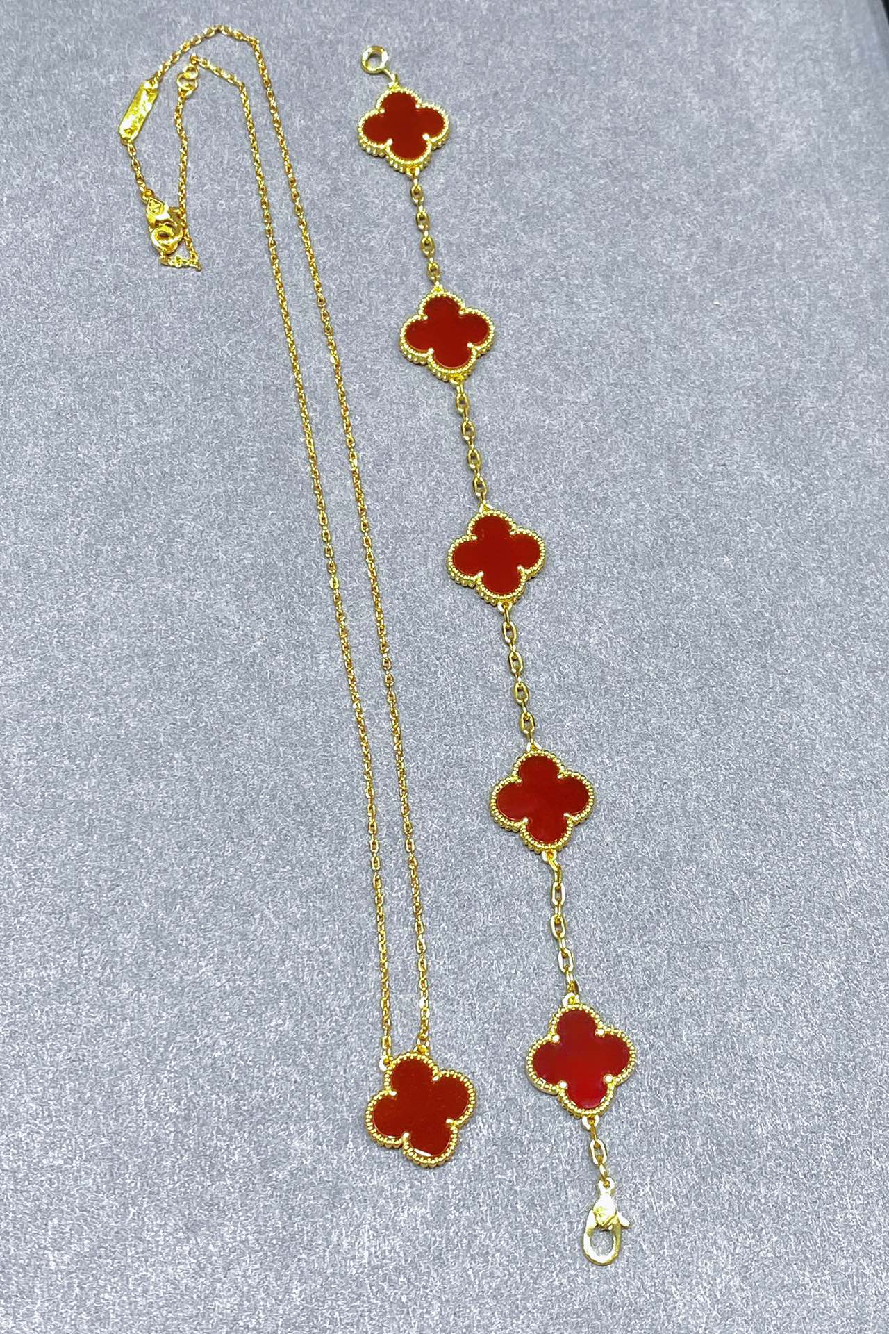 Van Cleef & Arpels 高版本vca红玉髓黄金色系列