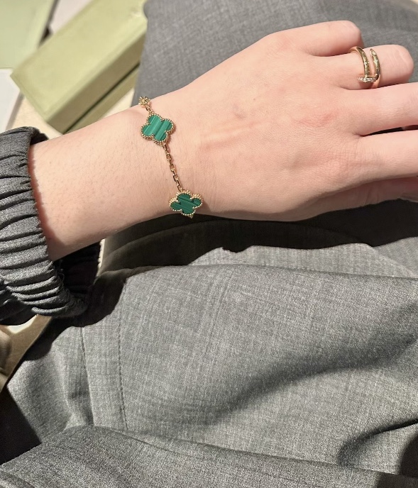 Van Cleef & Arpels 高版本vca孔雀石玫瑰金色系列