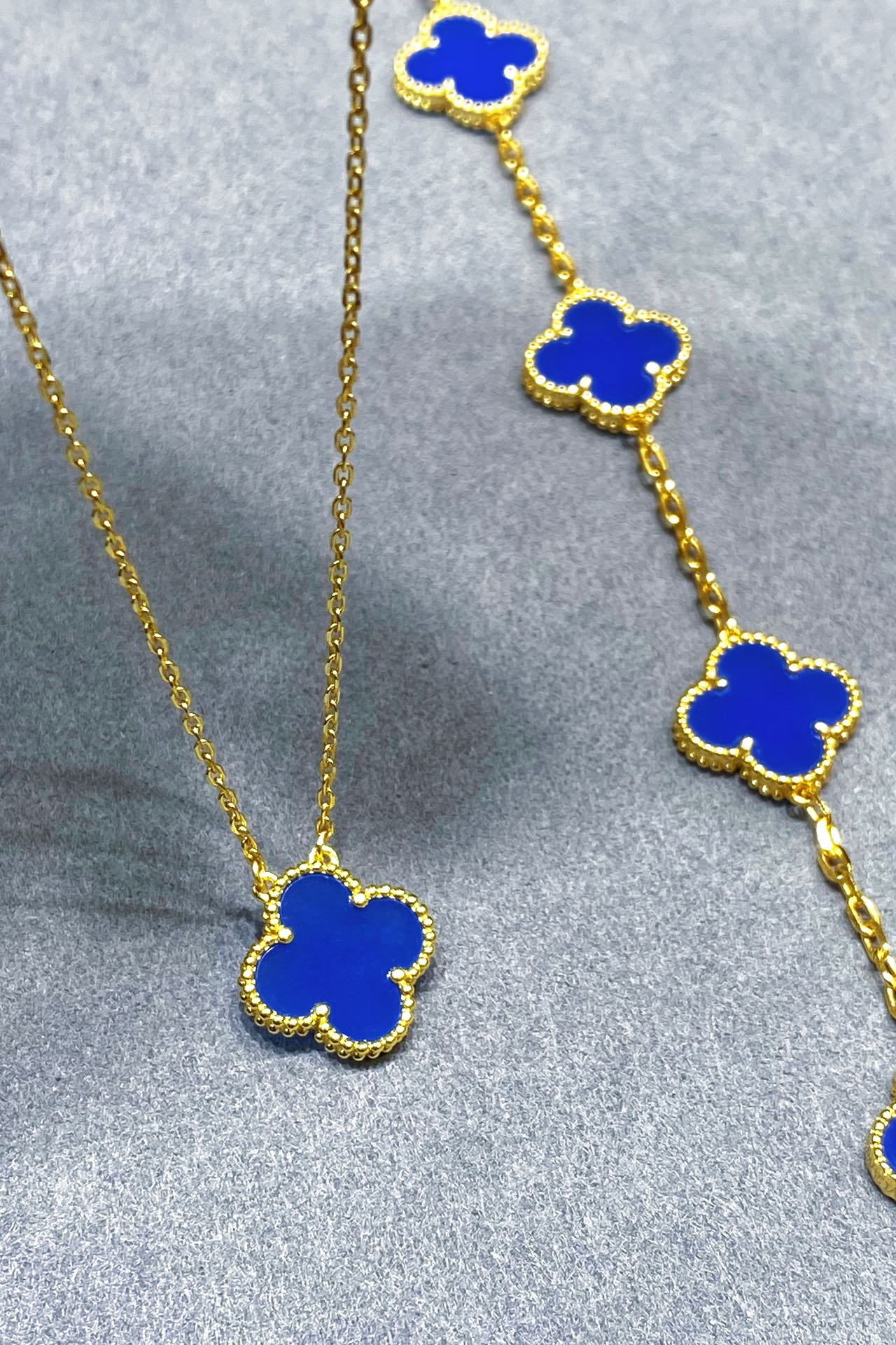 Van Cleef & Arpels 高版本vca蓝玉髓黄金色系列