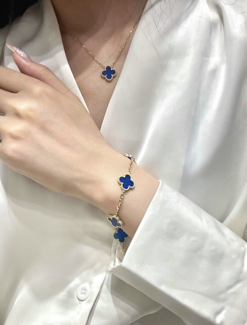 Van Cleef & Arpels 高版本vca蓝玉髓黄金色系列