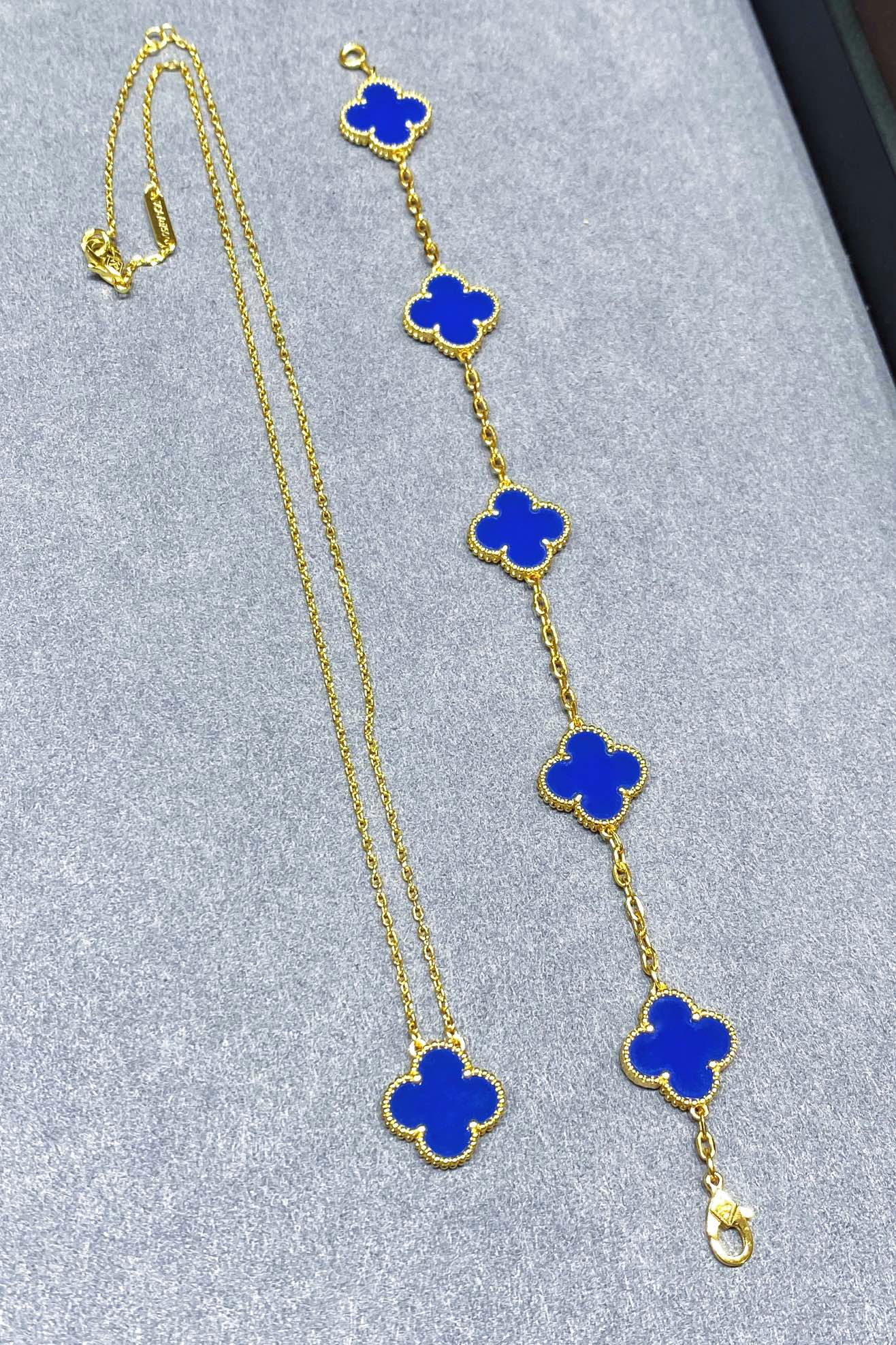 Van Cleef & Arpels 高版本vca蓝玉髓黄金色系列