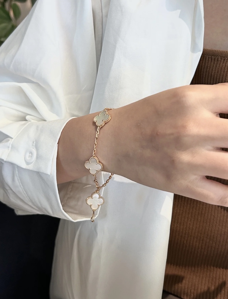 Van Cleef & Arpels 高版本vca白贝玫瑰金色系列