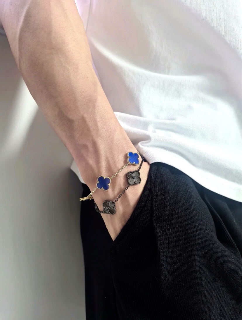 Van Cleef & Arpels 高版本vca黑武士手链