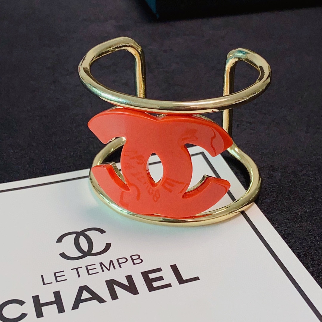 Chanel item 7