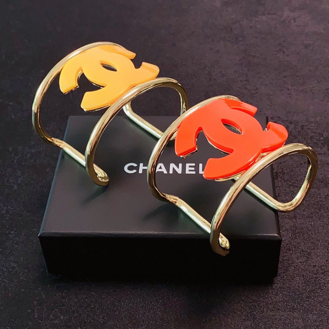 Chanel item 8