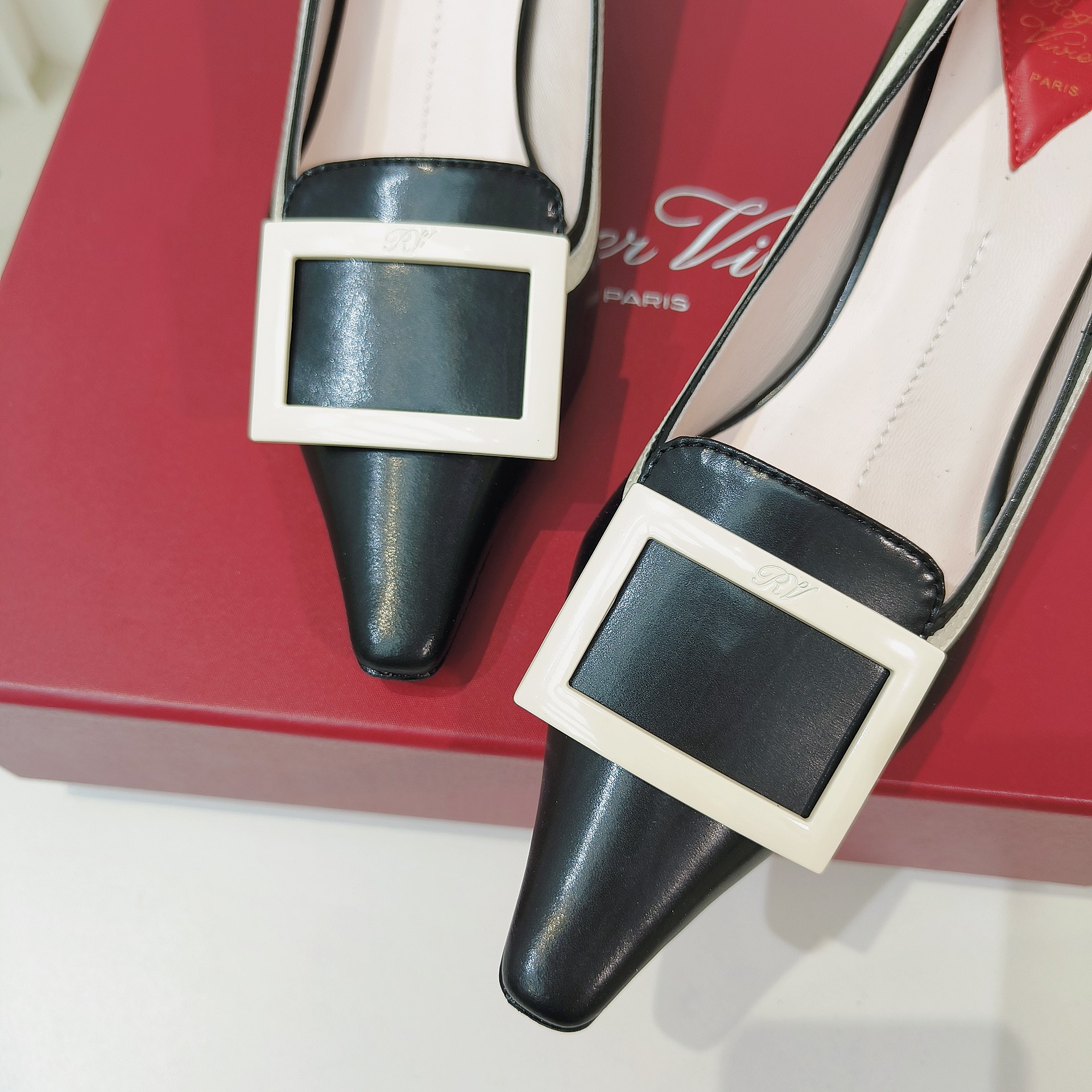 Roger Vivier Classic Luxury Leather Shoe Loafer Ref.759D2C14 7