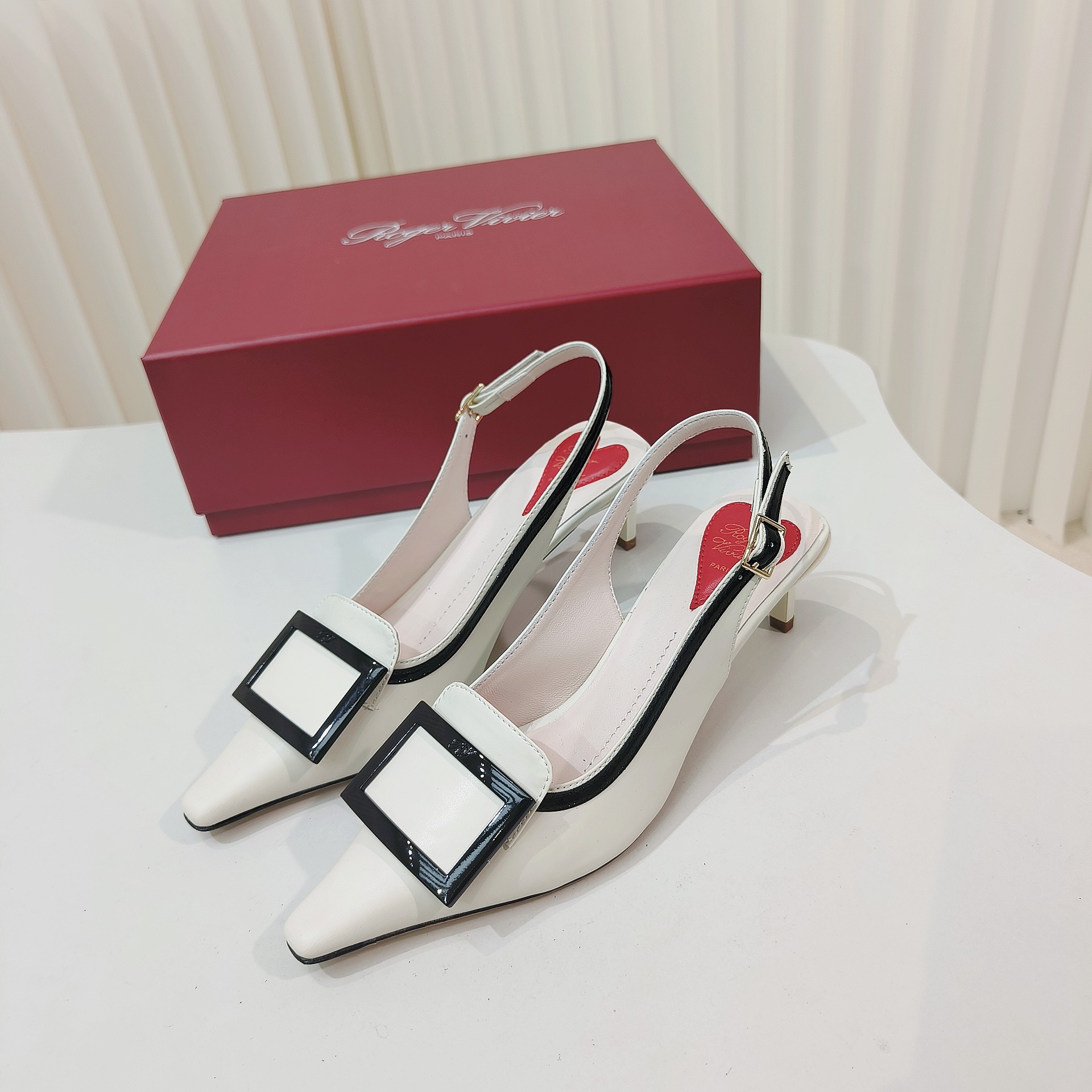 罗杰·维维亚 Roger Vivier 经典高奢皮鞋鞋履高跟鞋 #BDA766CF 4