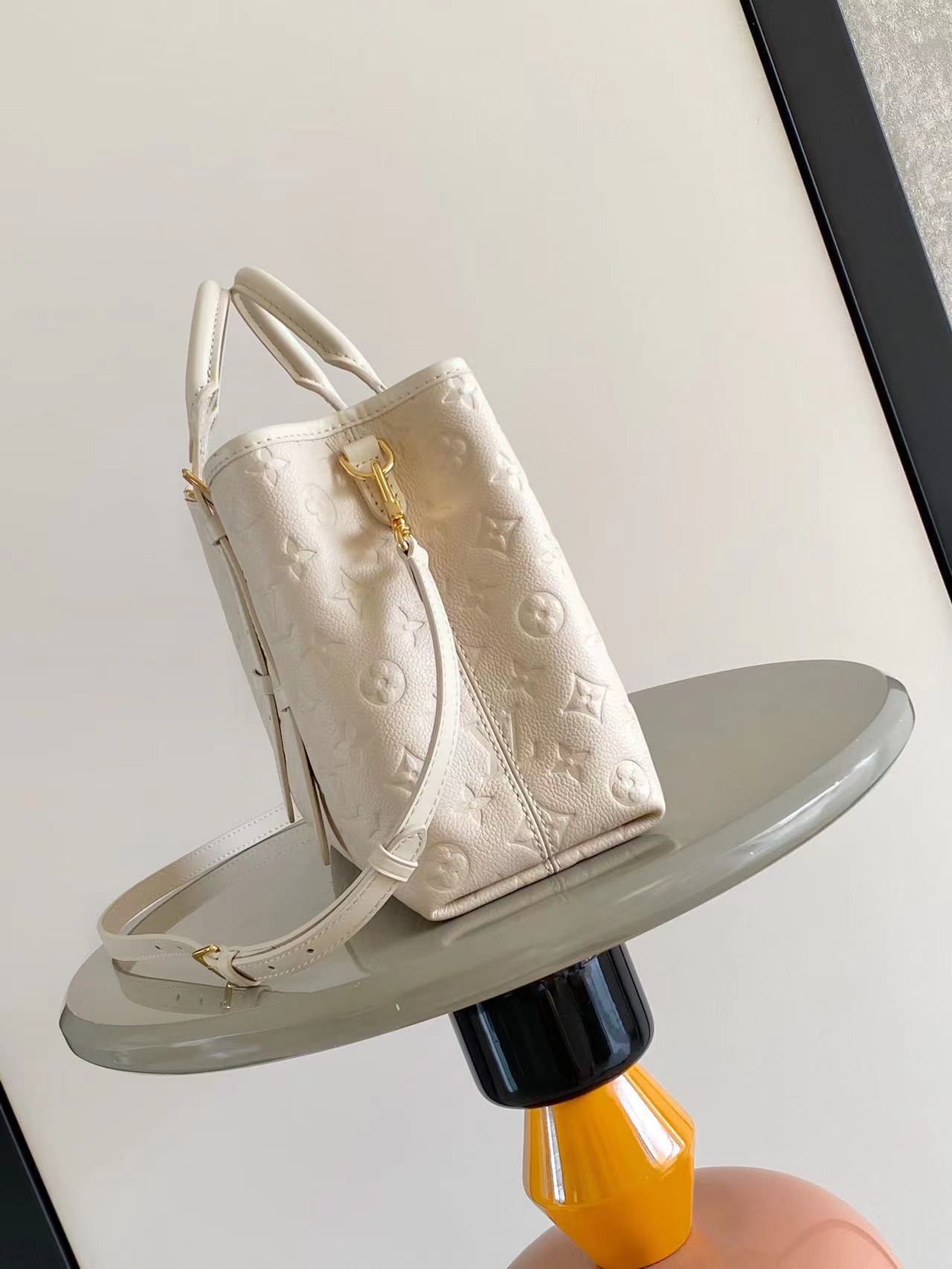 [Louis Vuitton Women