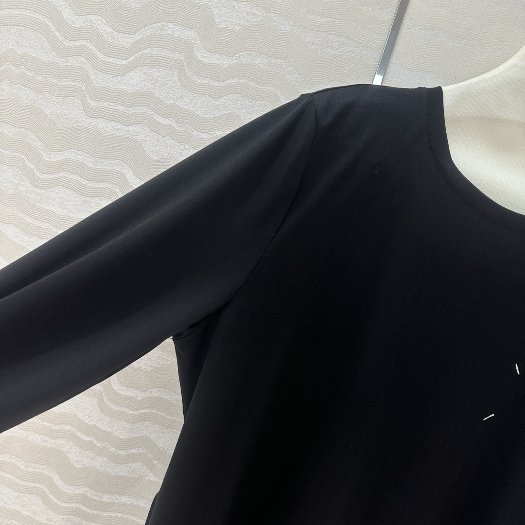 Stylish Women’s Suit: Imported, Soft and Cozy, Fall/Winter Collection, Unique Design - 图片 4