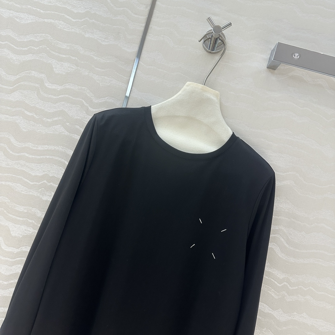 Stylish Women’s Suit: Imported, Soft and Cozy, Fall/Winter Collection, Unique Design - 图片 2