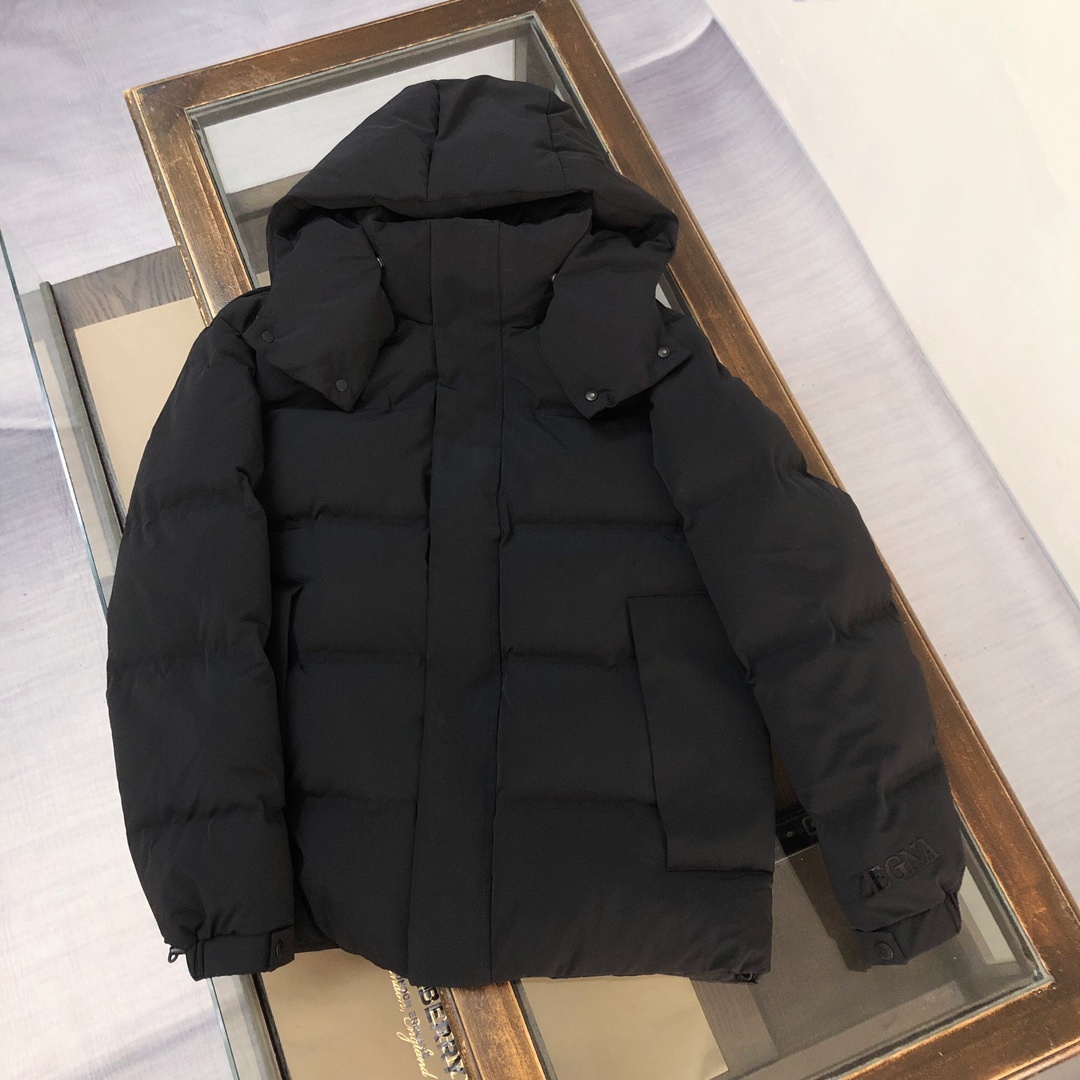 🔥ZEGNA 杰尼亚 2025秋冬最新连帽款男士羽绒服 面包服(帽子🉑拆卸)完美质感 ,对于品质想必大家