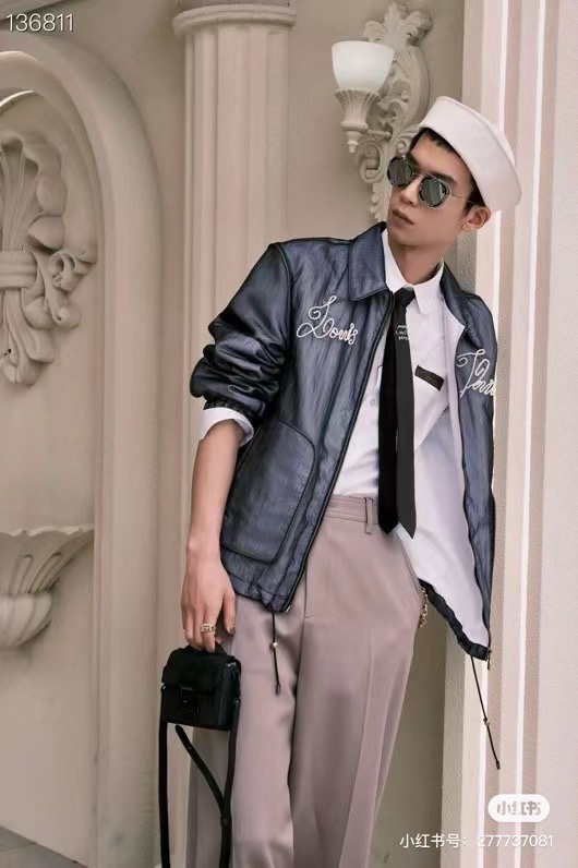 LOUIS VUITTO*MODEL：Z2213USIZE：47口20-140