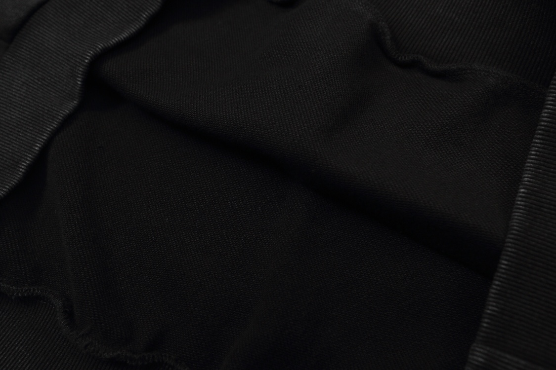 Fear of God Free Angels Clothing: New Essentials in Water Washing Black - 图片 7