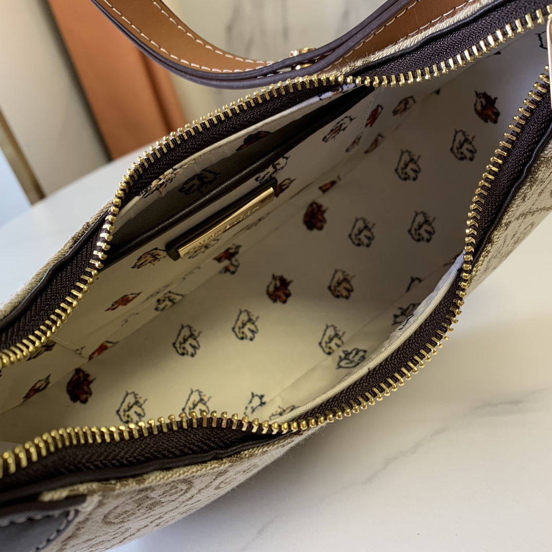 Tory Burch ～新月包新配色