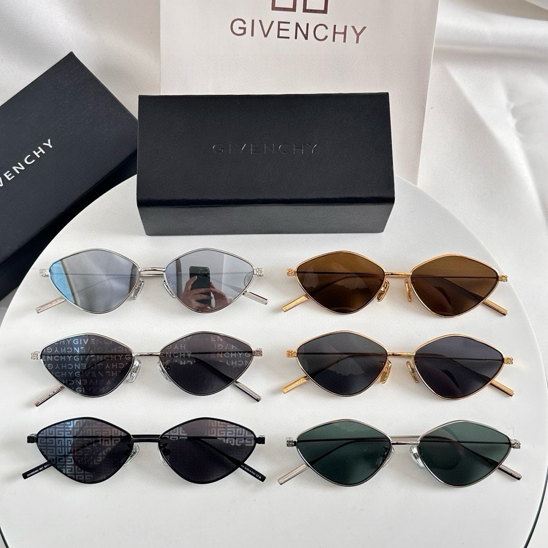 ️Givenchy*纪梵希限定系列今年非常流行的猫眼镜框原版五金辅料Model:GV40040USize