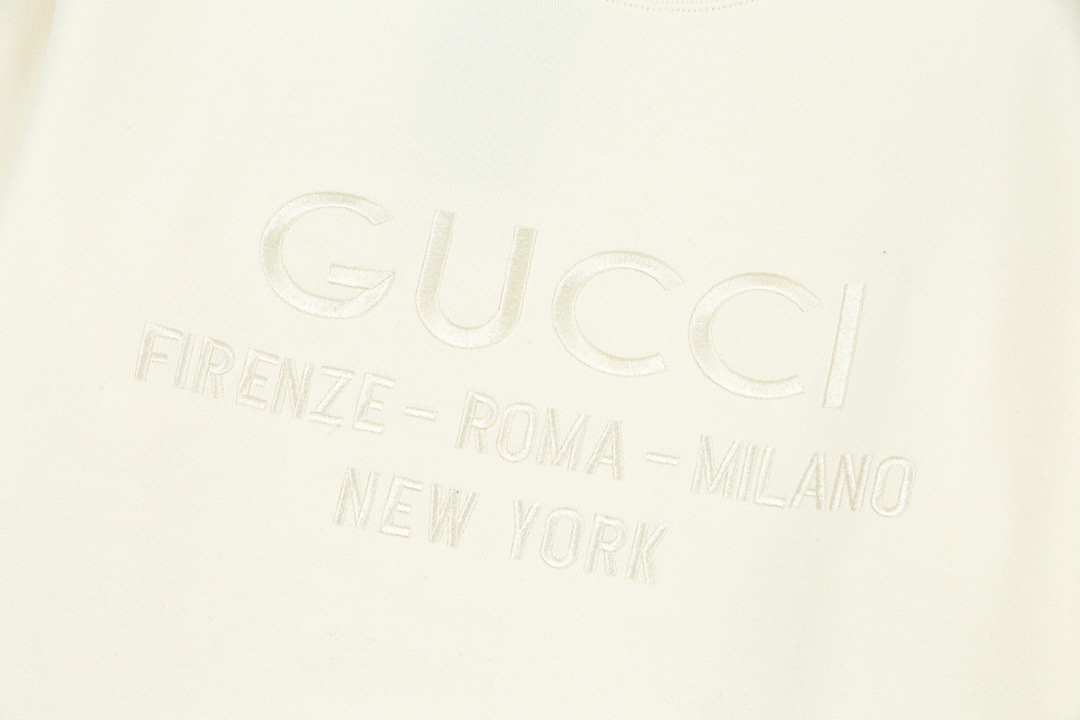 古驰/Gucci 秋冬新品 经典字母刺绣圆领卫衣