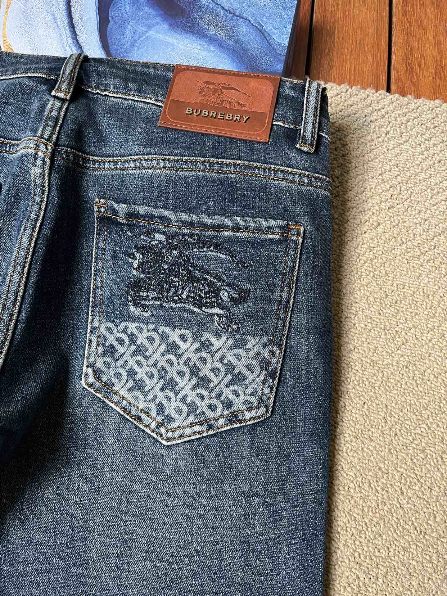 路易威登 Louis Vuitton 高定典藏名品高定成衣时装外套连衣裙衬衫T恤 #9B61627F 8