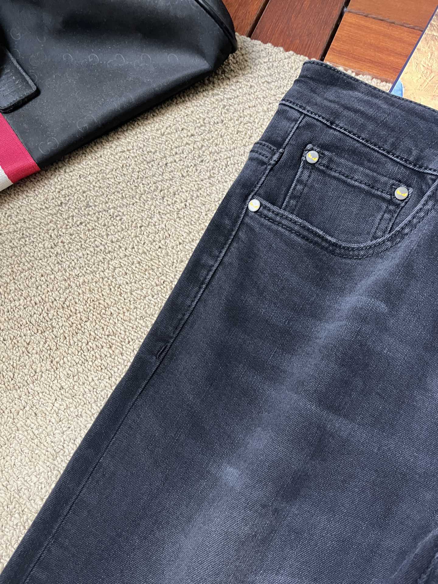 路易威登 Louis Vuitton 高定典藏名品高定成衣时装外套连衣裙衬衫T恤 #44EFFBAC 8