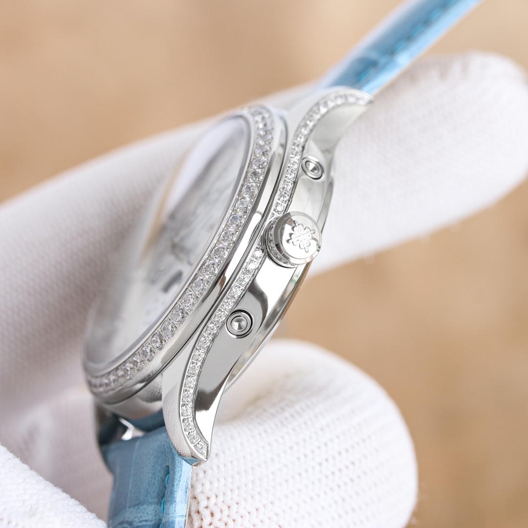 Luxurious 4140 Half-Drill Watch with Innovative Annual Calendar Display and Elegant Design - 图片 7