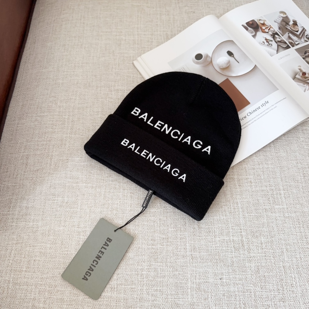 NO:215314,Balenciaga knitted cold hat new style brick cabinet!  Hat fisherman hat baseball hat knit hat, hat, balenciaga, espadrilles,hats19860909巴黎世家 针织冷帽 砖柜新款！帽子渔夫帽棒球帽针织帽,帽子,balenciaga,espadrilles,hats,hat