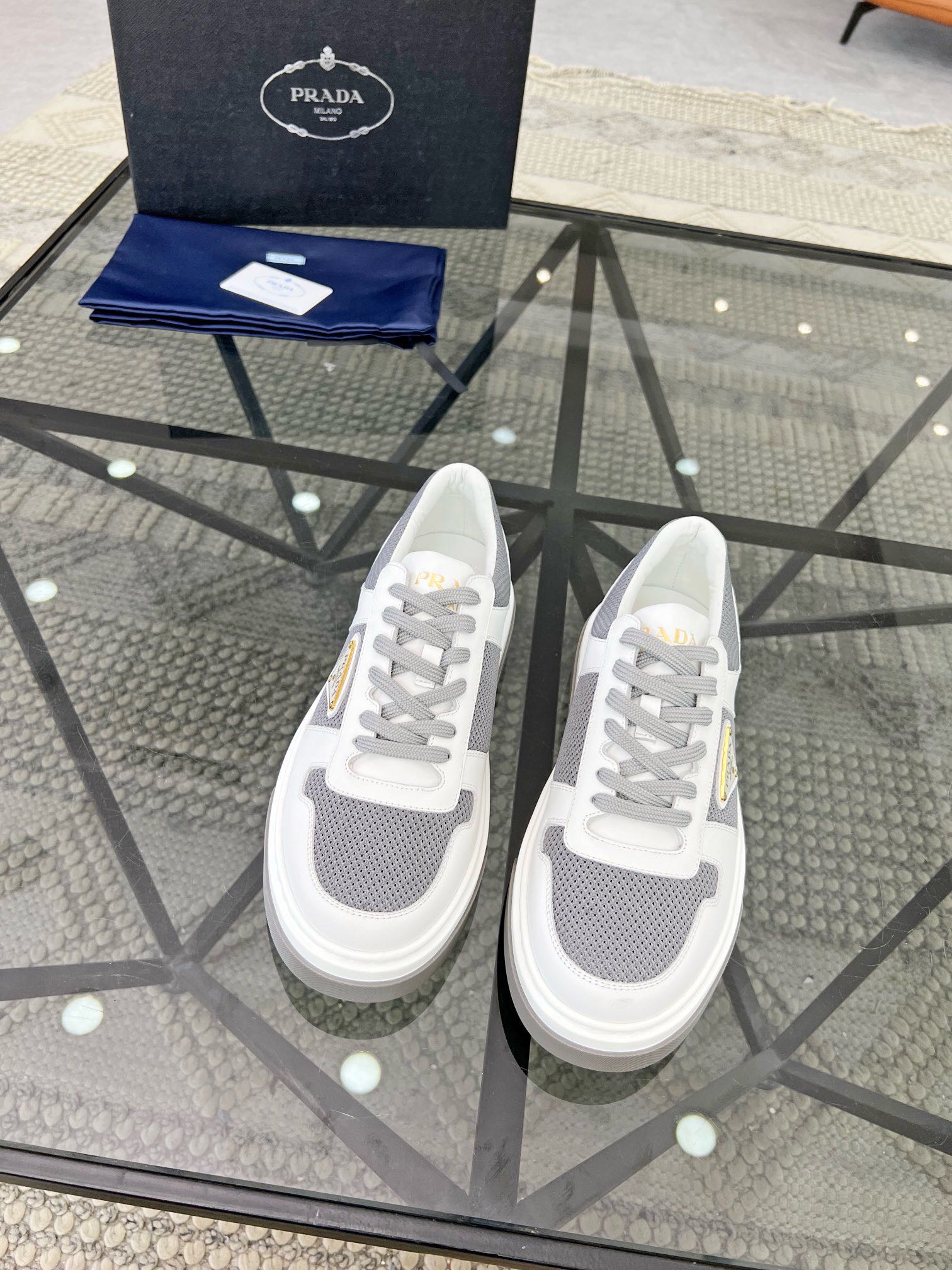 NO:219034,Brand PRADA color original color matching, code number 38-44 customized 45 price Material Prada new product original single-stock low-top casual footwear!  The upper is made of original soft cowhide, matched with Prada logo cowhide inner lining, cowhide foot pad original mold open sole, high quality worth owning, Prada, prada, cowhide19860909品牌PRADA 颜色原版配色 码数38-44定做45 价格 材质普拉达新品原单货低帮 休闲套脚鞋！鞋面采用原版柔软牛皮 搭配普拉达标识牛皮内里 牛皮垫脚原版开模大底、高品质值得拥有,普拉达,prada,prada,cowhide,Men's shoes